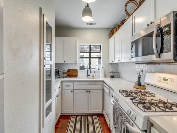 $2,500 | 6014 Marquita Avenue, Dallas, TX 75206