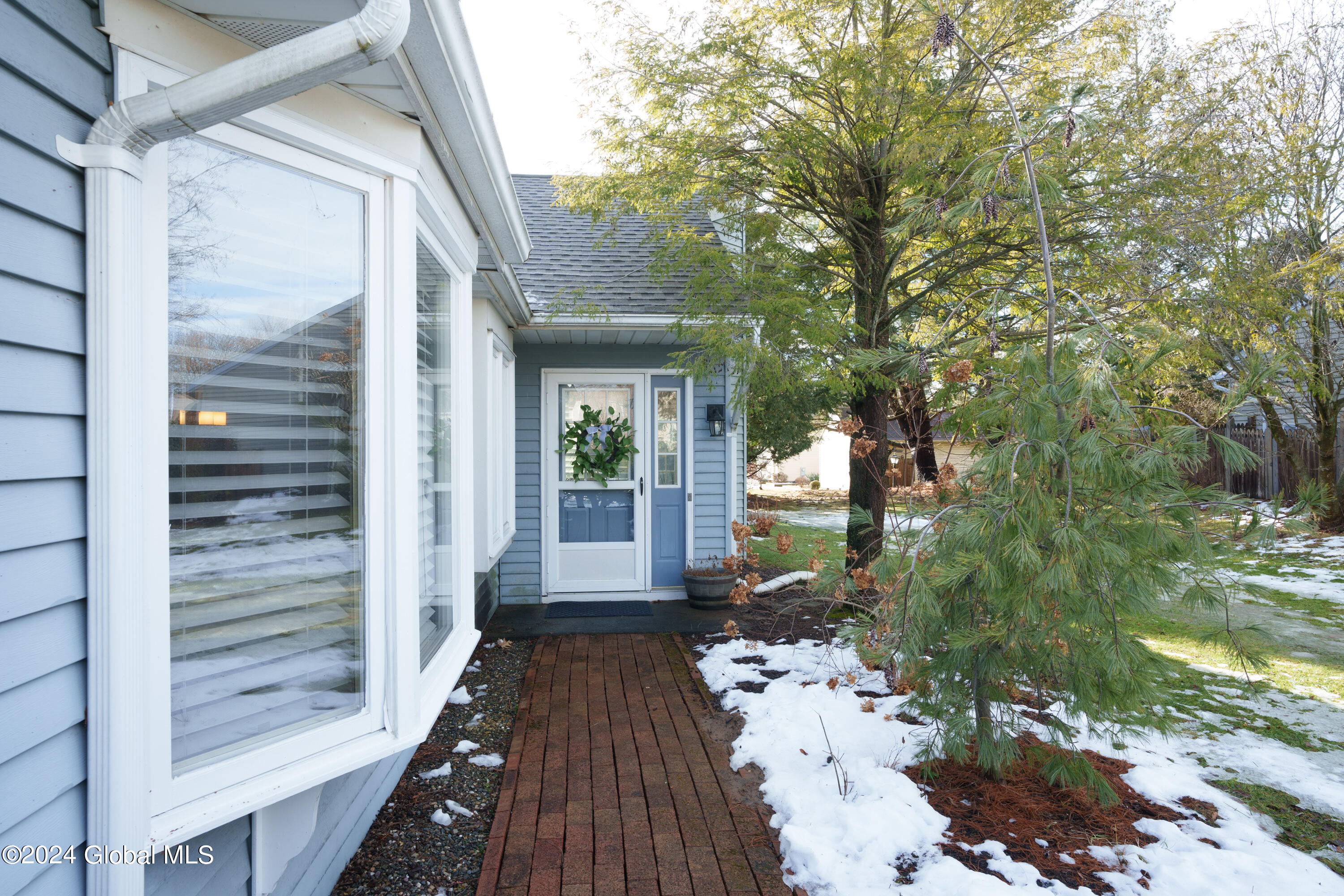 16 York Road Bethlehem, NY 12077 - Photo 4 of 34 004-16-York-Rd