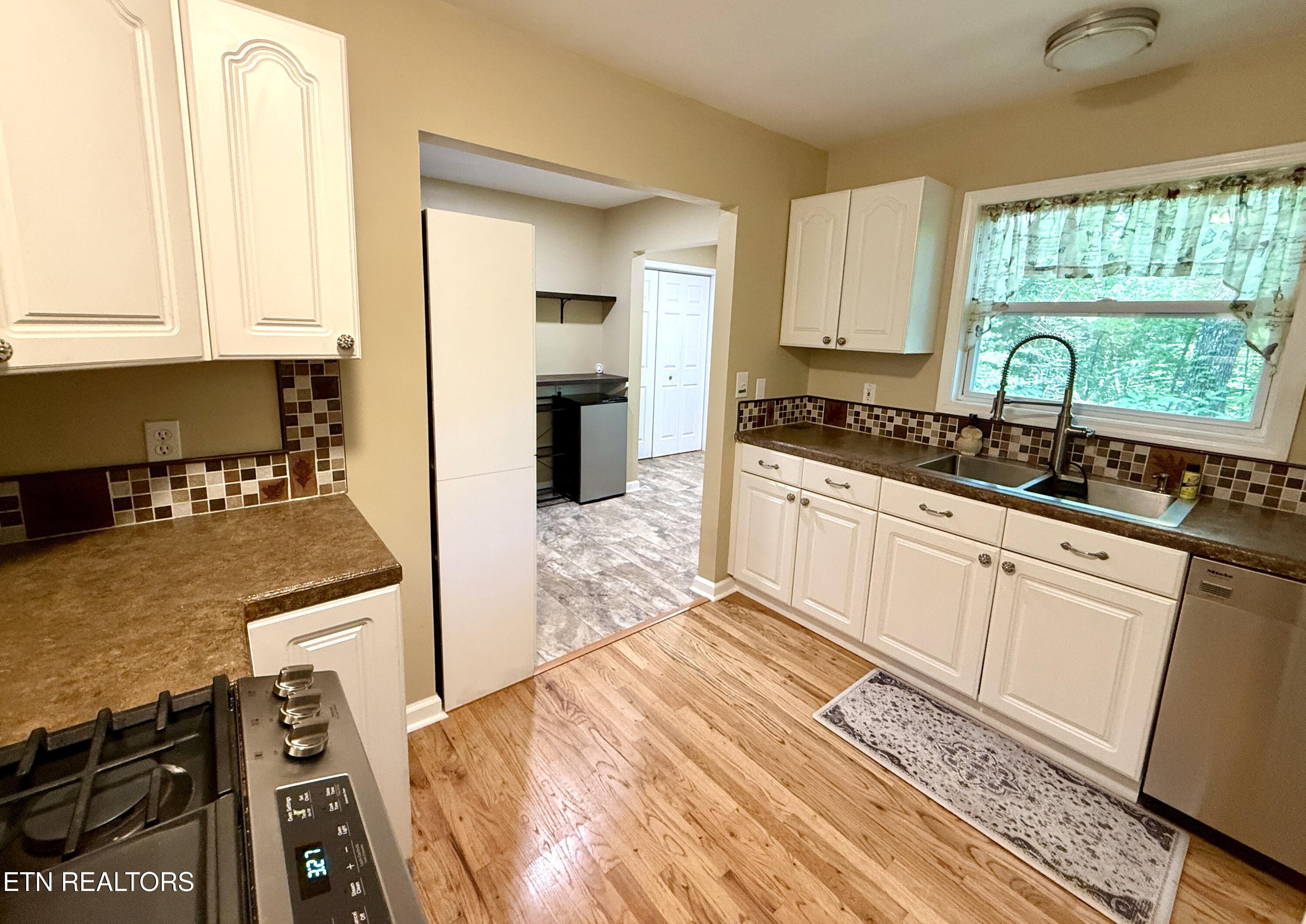 4039 Barb Hollow Road Walland, TN 37886 - Photo 21 of 51 KIT1