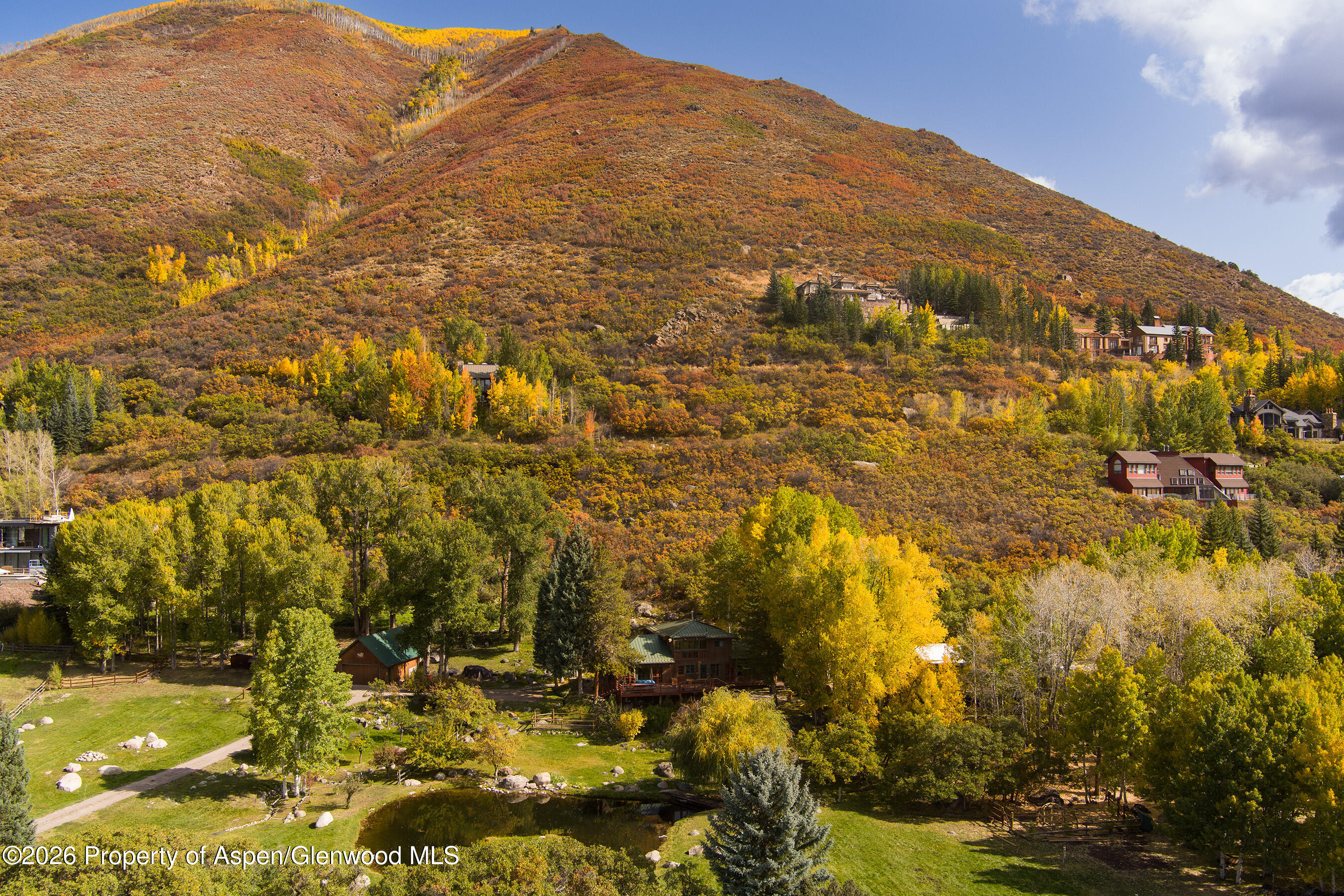 209 East Reds Road, Unit MAIN HOUSE Aspen, CO 81612 - Photo 33 of 37 209eReds_MED_231004005