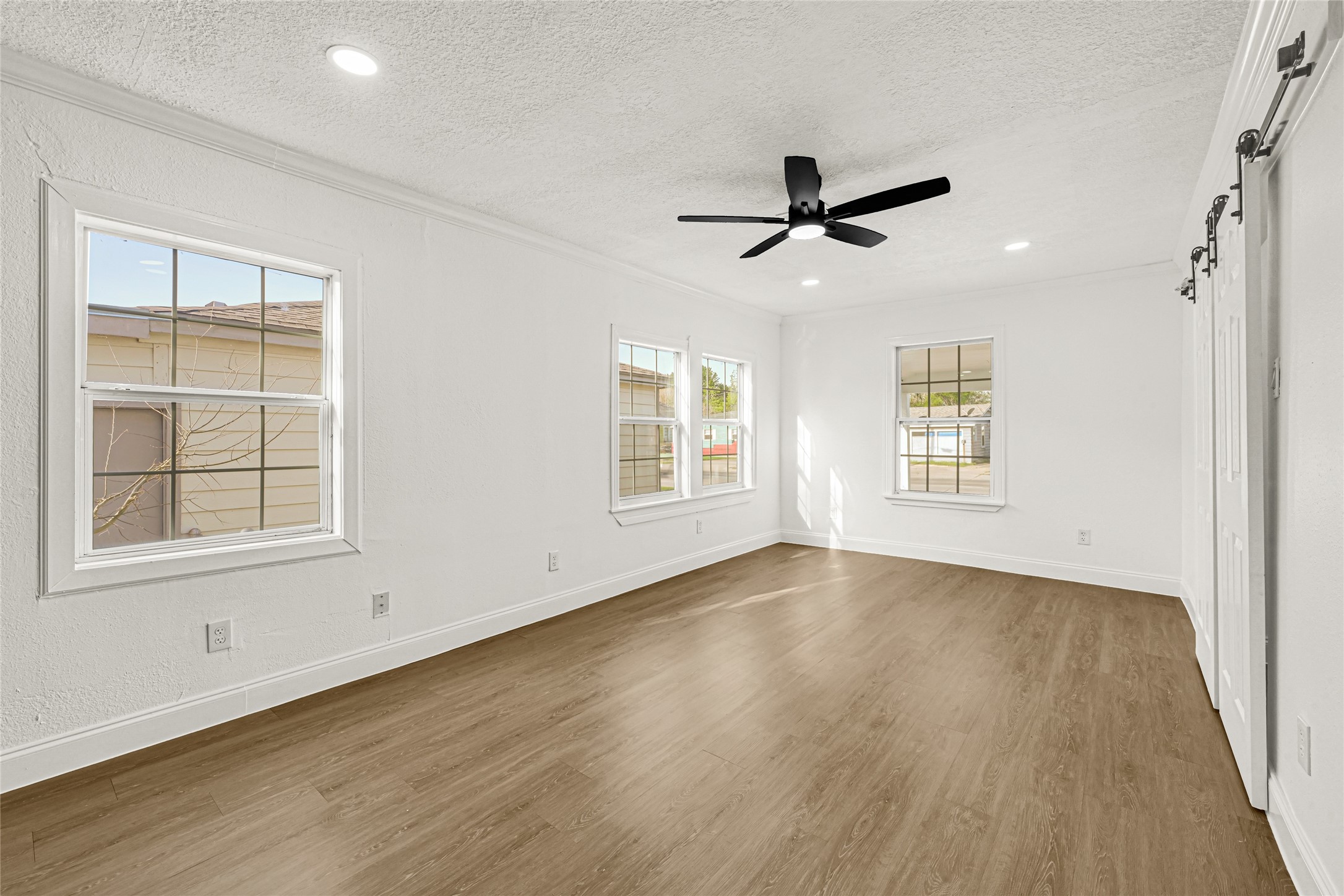 513 Main Street Pasadena, TX 77506 - Photo 12 of 30