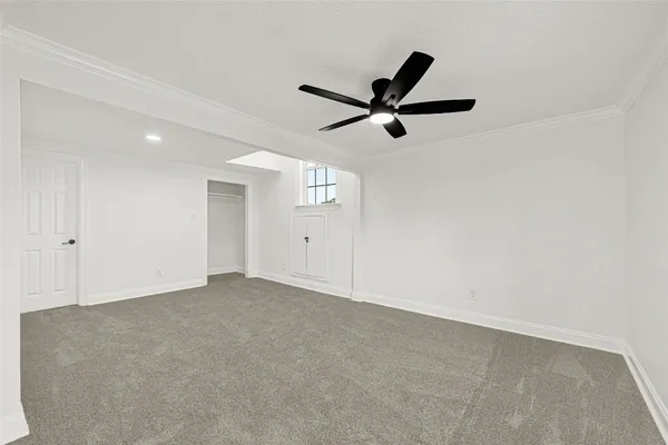 $2,680 | 513 Main Street, Pasadena, TX 77506