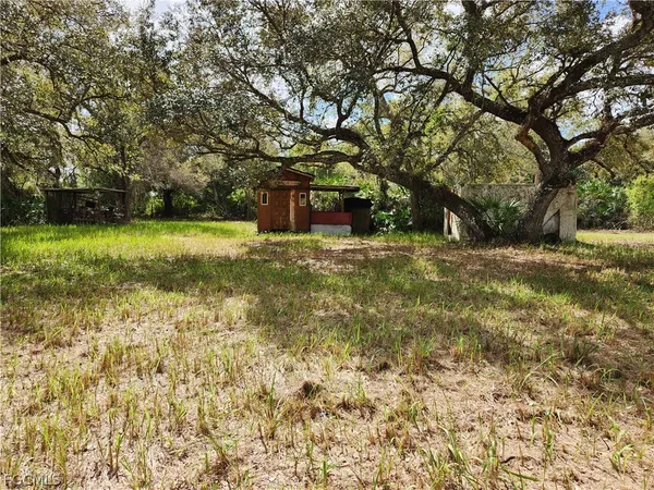 $310,000 | 1975 Phillips Road, LaBelle, FL 33935
