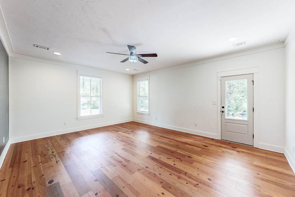 3345 Old Augusta Road Dearing, GA 30808 - Photo 15 of 38 Owners Suite!