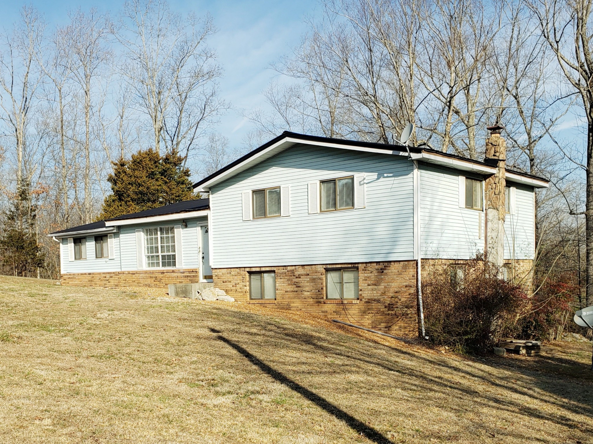 347 Wynns Ferry Road Dover, TN 37058 - Photo 3 of 8 Gallery Image 3