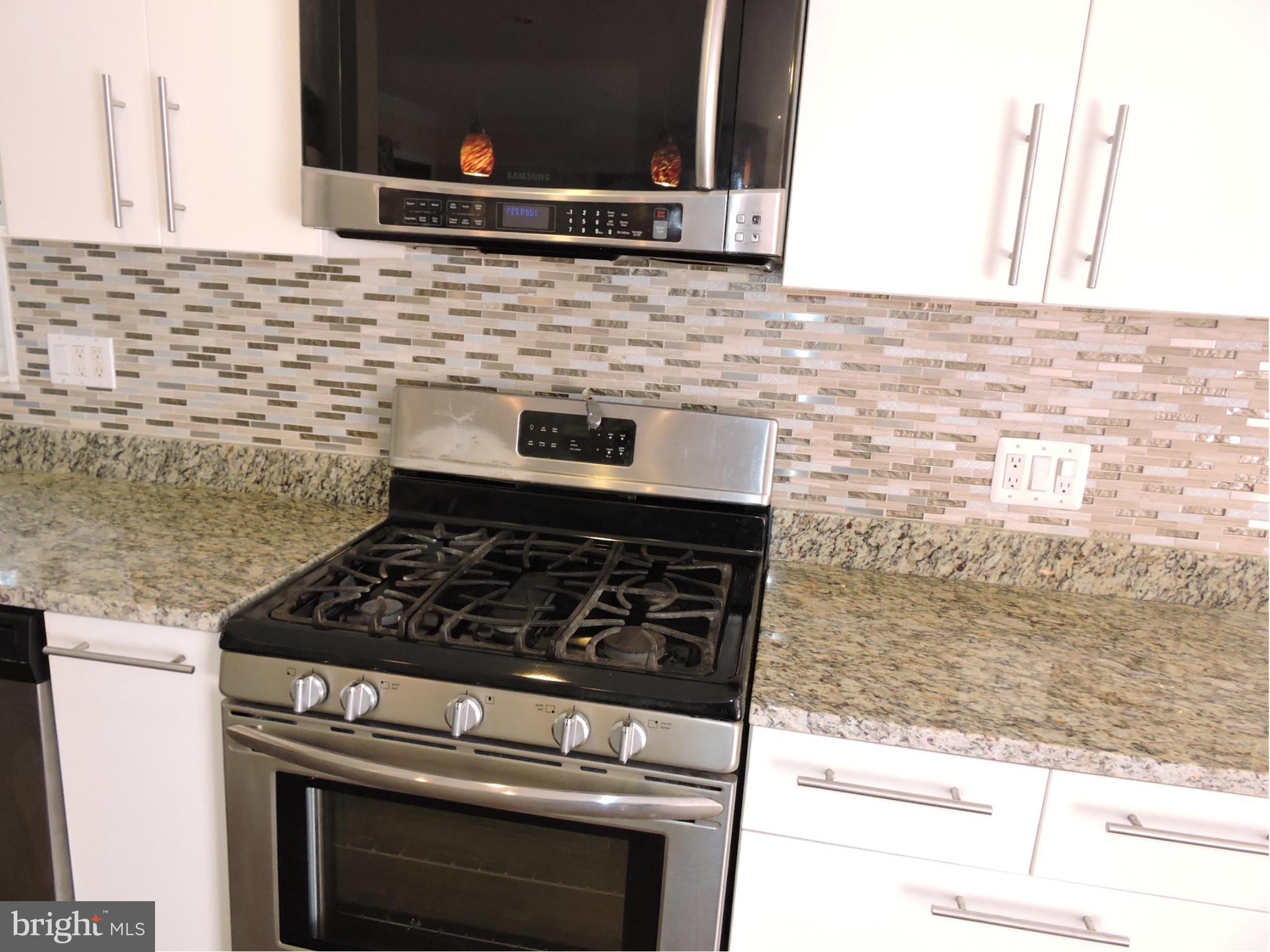 7523 Axton Street Springfield, VA 22151 - Photo 8 of 29 Kitchen