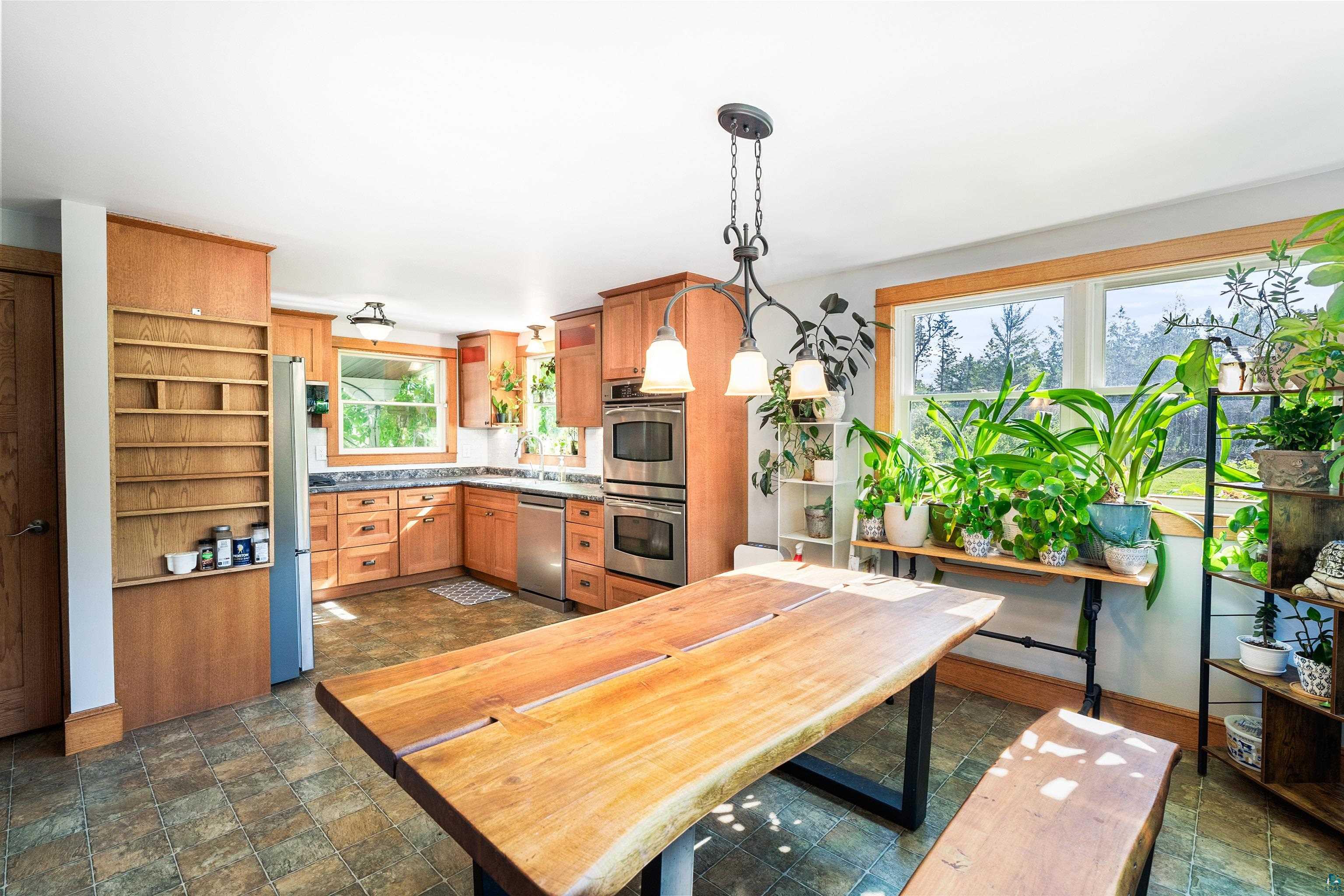 5716 Lakewood Road Duluth, MN 55804 - Photo 15 of 86