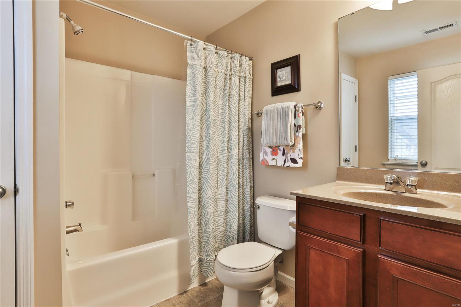 237 Coachgate Lane Ballwin, MO 63021 - Photo 15 of 23