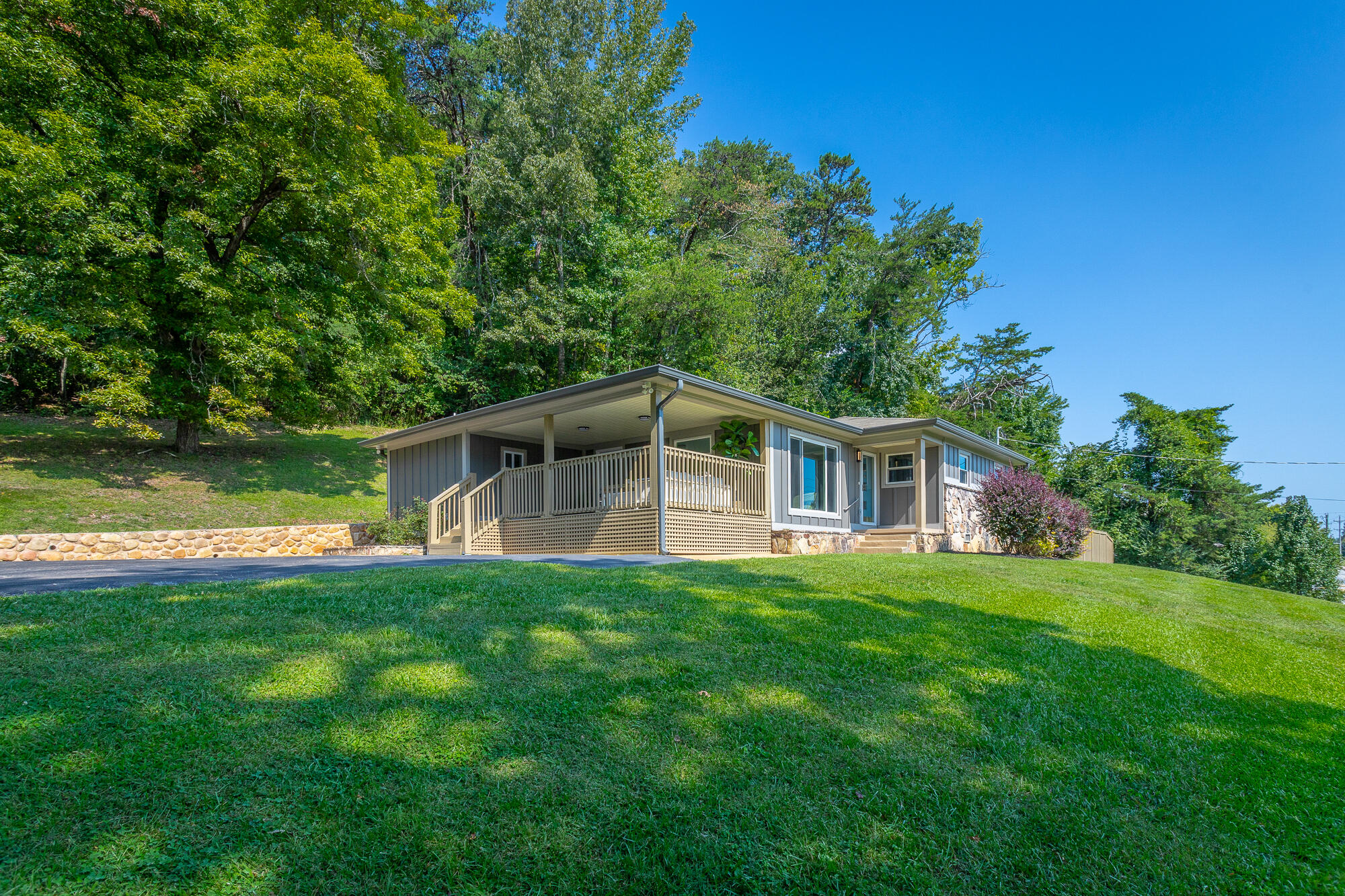 1013 Mountain Creek Road Chattanooga, TN 37405 - Photo 7 of 43 1013 Mountain Creek Road HD-42