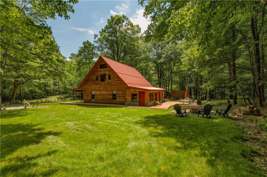 327 Stahl Road Somerset, PA 15501 - Photo 4 of 42