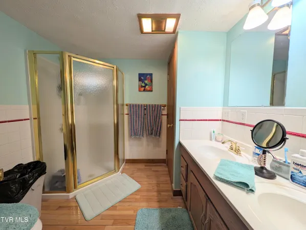 $469,000 | 1606 Valley View Drive, Big Stone Gap, VA 24219