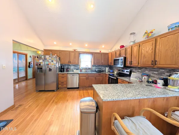 $469,000 | 1606 Valley View Drive, Big Stone Gap, VA 24219