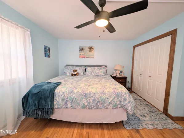 $469,000 | 1606 Valley View Drive, Big Stone Gap, VA 24219