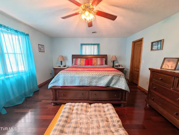 $469,000 | 1606 Valley View Drive, Big Stone Gap, VA 24219