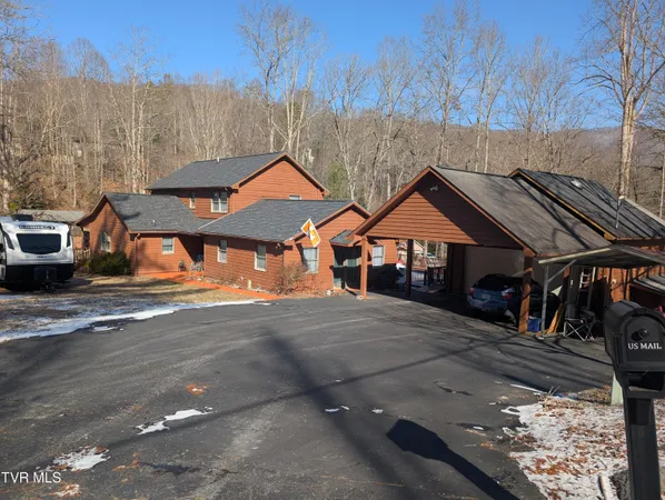 $469,000 | 1606 Valley View Drive, Big Stone Gap, VA 24219