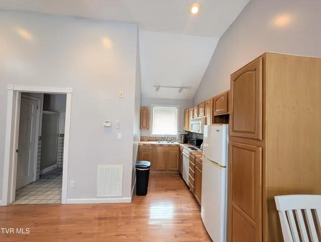 $469,000 | 1606 Valley View Drive, Big Stone Gap, VA 24219