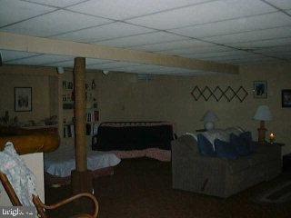 909 May Road Lititz, PA 17543 - Photo 3 of 5