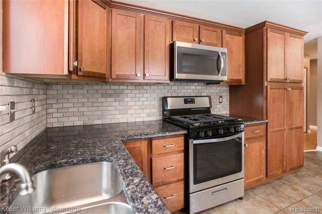 3485 Kane Road Carleton, MI 48117 - Photo 9 of 31 9.jpg