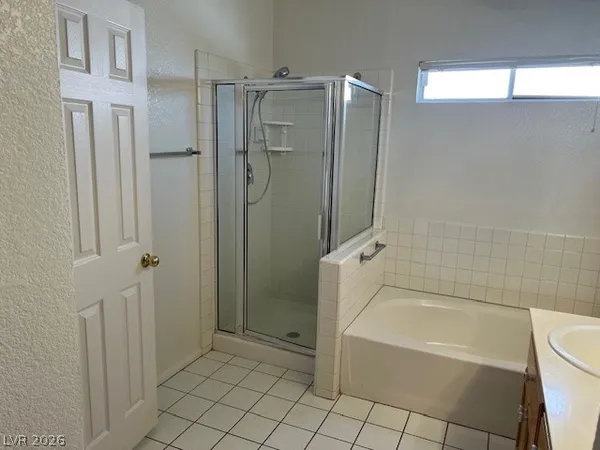 $2,300 | 360 Promontory Drive, Henderson, NV 89014