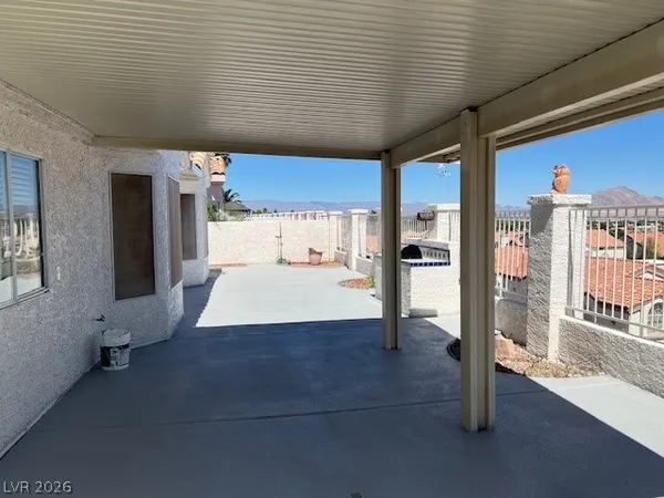 $2,300 | 360 Promontory Drive, Henderson, NV 89014