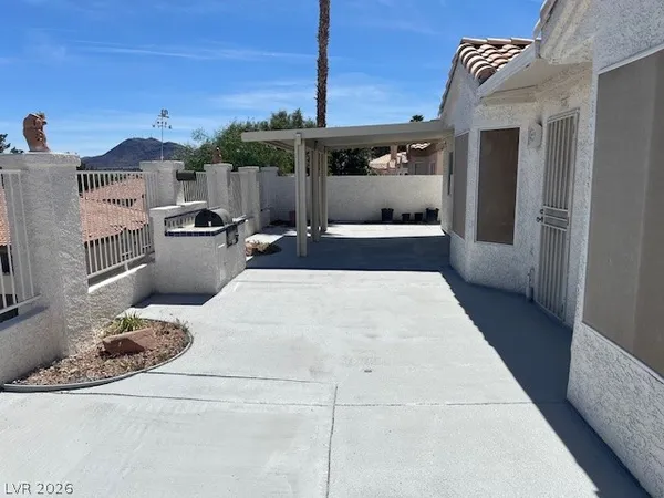 $2,300 | 360 Promontory Drive, Henderson, NV 89014