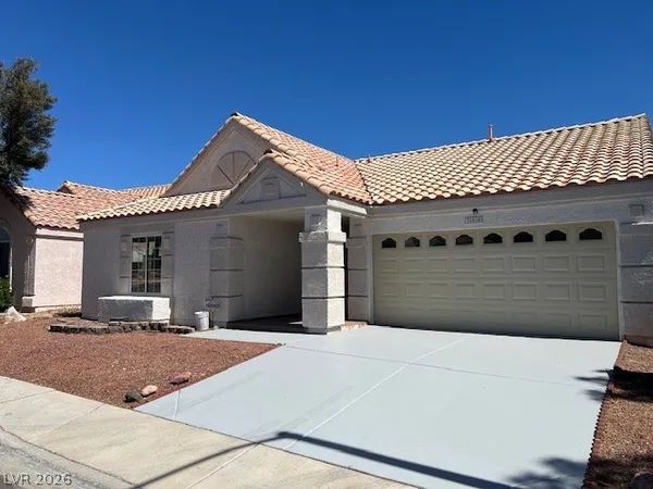 $2,300 | 360 Promontory Drive, Henderson, NV 89014