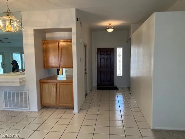 $2,300 | 360 Promontory Drive, Henderson, NV 89014