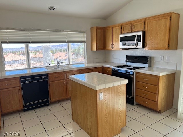 360 Promontory Drive Henderson, NV 89014 - Photo 7 of 18