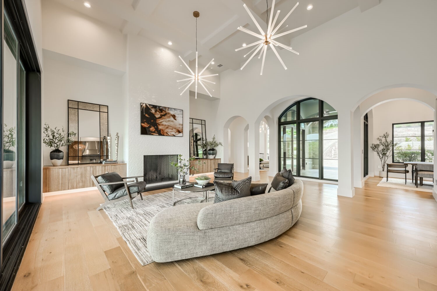 8132 Magnolia Ridge Cove Austin, TX 78738 - Photo 14 of 38 Gallery Image 14