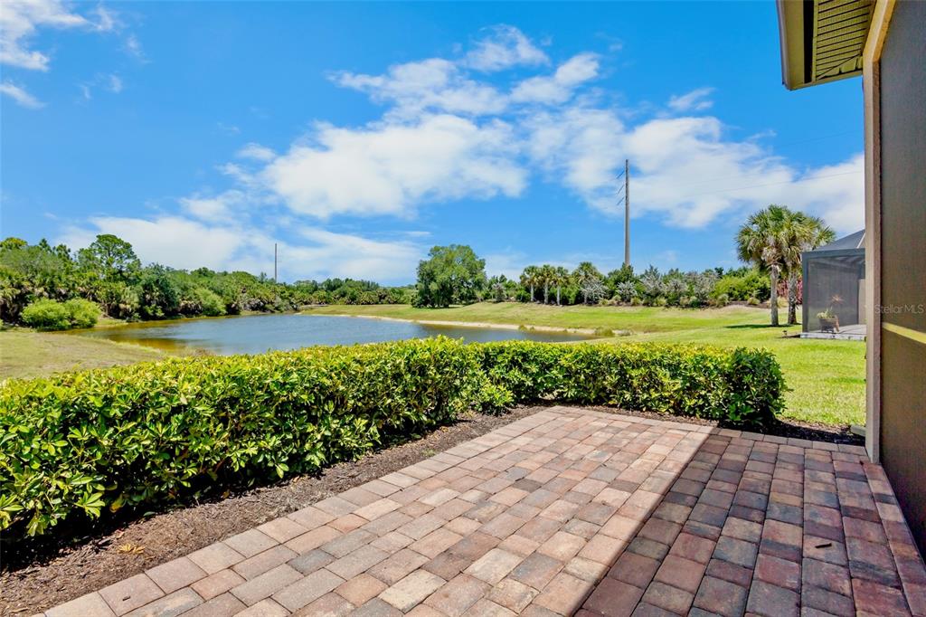 12276 Marsh Pointe Road Sarasota, FL 34238 - Photo 15 of 40