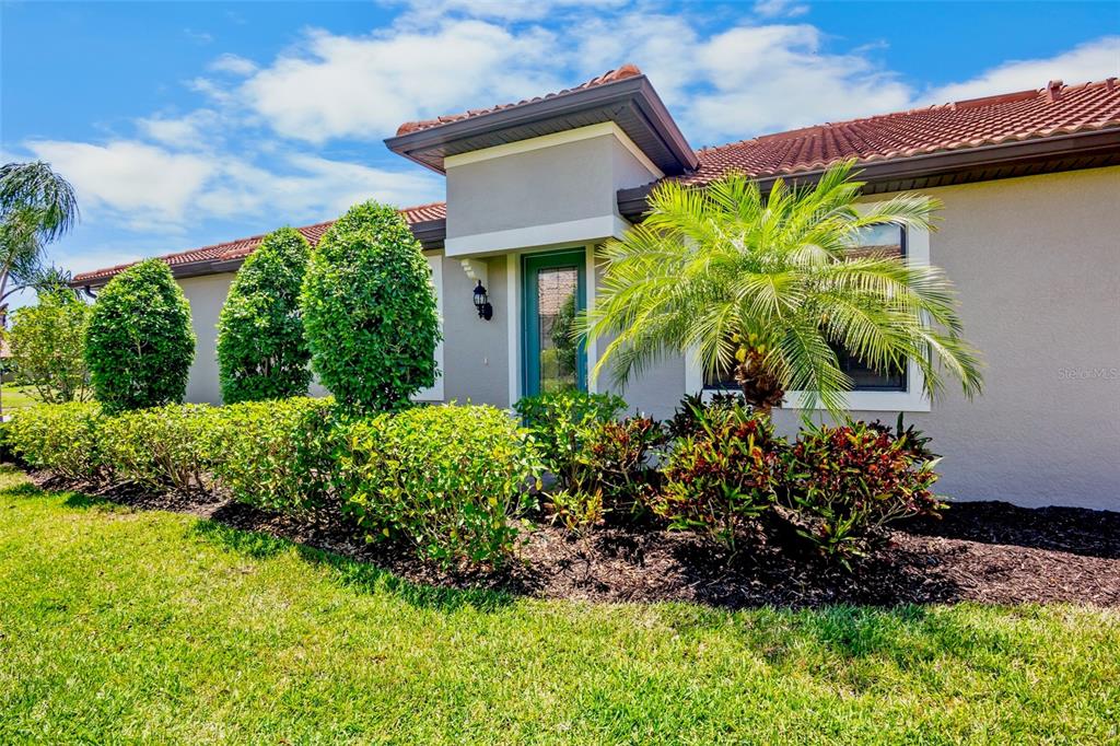 12276 Marsh Pointe Road Sarasota, FL 34238 - Photo 2 of 40