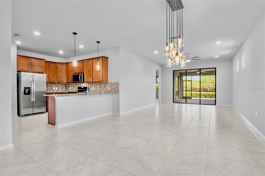 12276 Marsh Pointe Road Sarasota, FL 34238 - Photo 10 of 40
