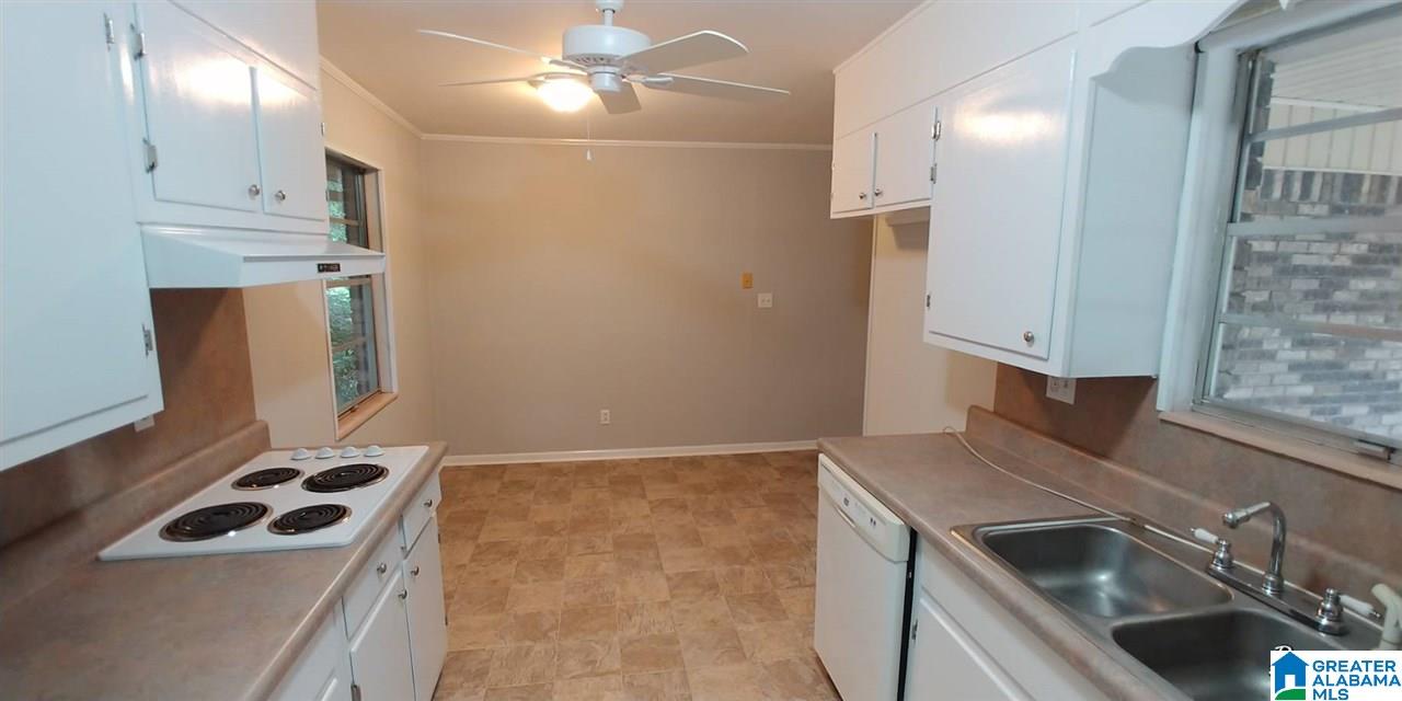 939 4th Way Pleasant Grove, AL 35127 - Photo 2 of 15