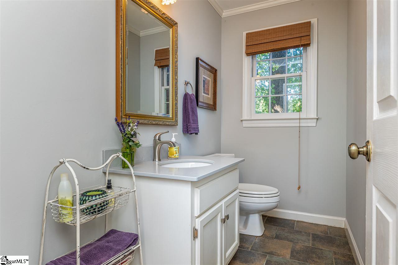 211 Bennington Way Greer, SC 29650 - Photo 14 of 36 Gallery Image 14