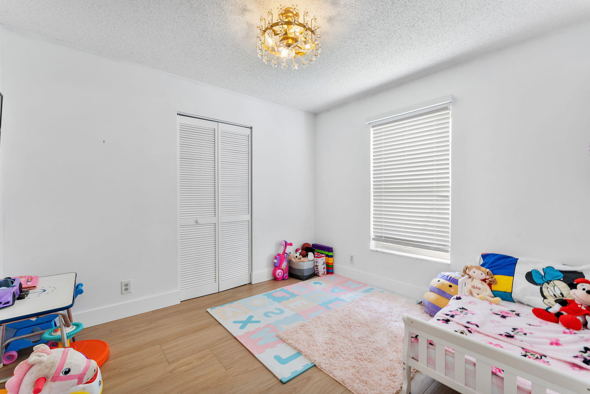 6249 Foster Street Jupiter, FL 33458 - Photo 19 of 30 8-web-or-mls-DSC05416