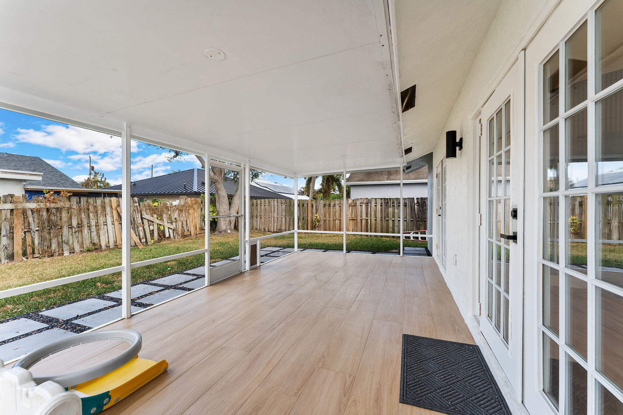 6249 Foster Street Jupiter, FL 33458 - Photo 23 of 30 22-web-or-mls-DSC05485