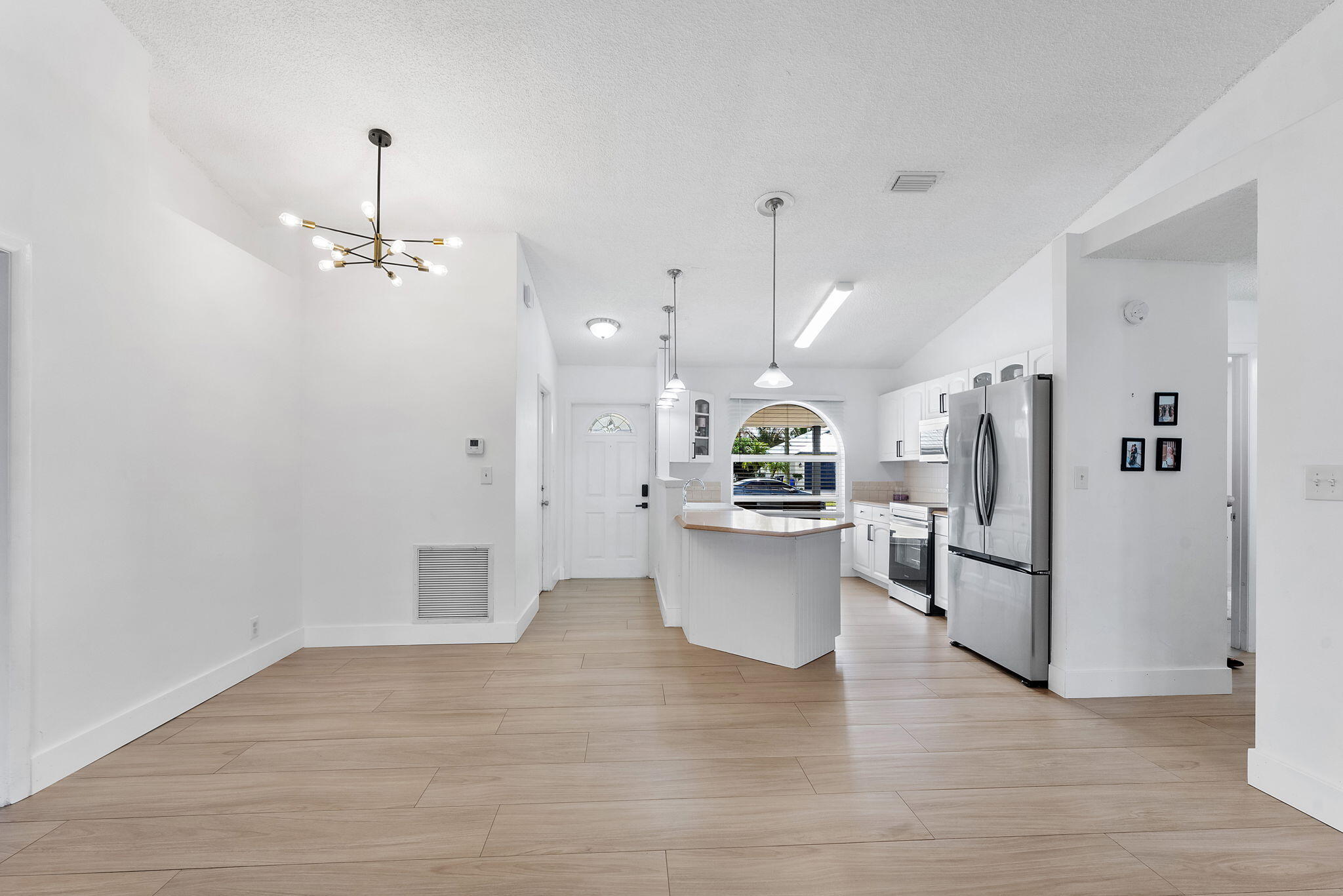 6249 Foster Street Jupiter, FL 33458 - Photo 5 of 30 13-web-or-mls-DSC05441