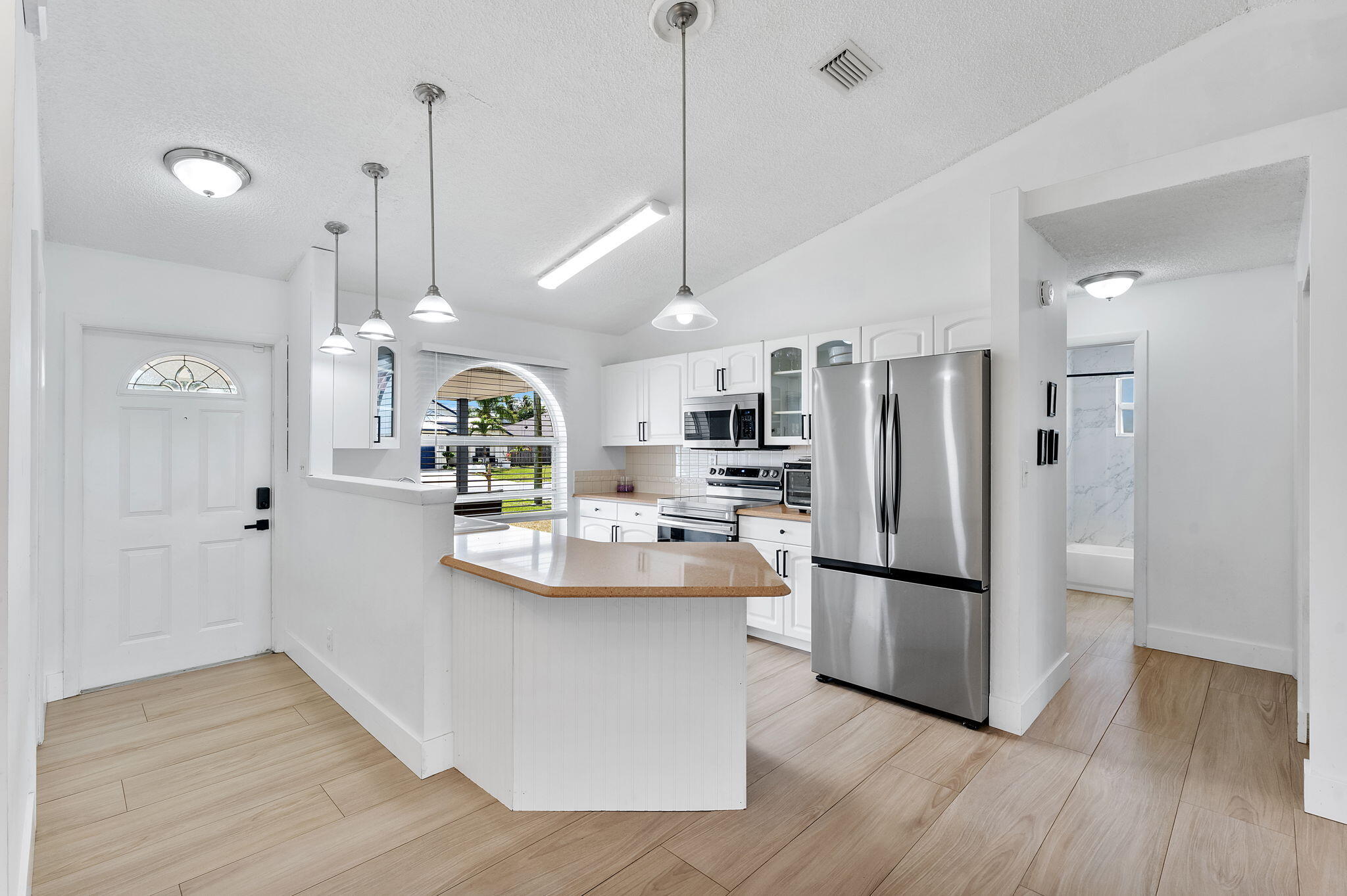 6249 Foster Street Jupiter, FL 33458 - Photo 6 of 30 15-web-or-mls-DSC05451