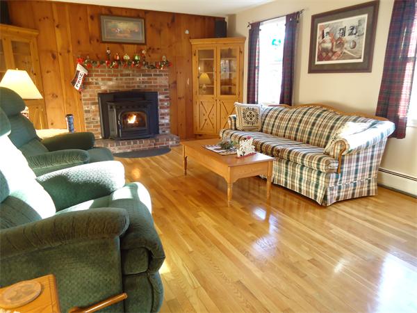 104 Gratuity Road Groton, MA 01450 - Photo 3 of 29 Gallery Image 3