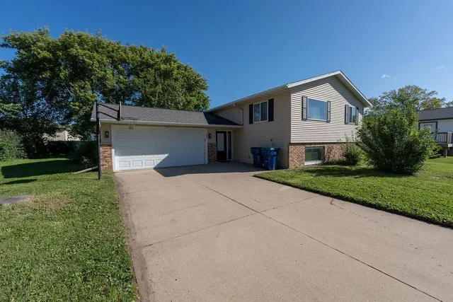 $339,900 | 131 Circle Drive, St. Charles, MN 55972