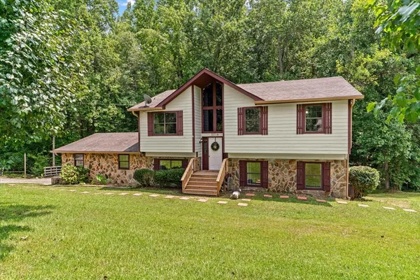 $284,900 | 3214 Headrick Circle Southeast, Dalton, GA 30721