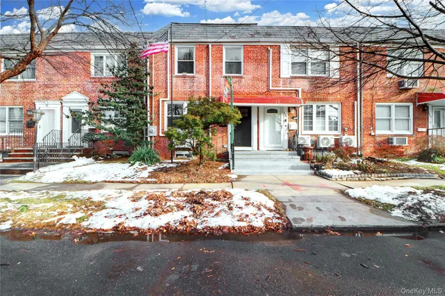 $948,888 | 6-23 159th Street | Beechhurst