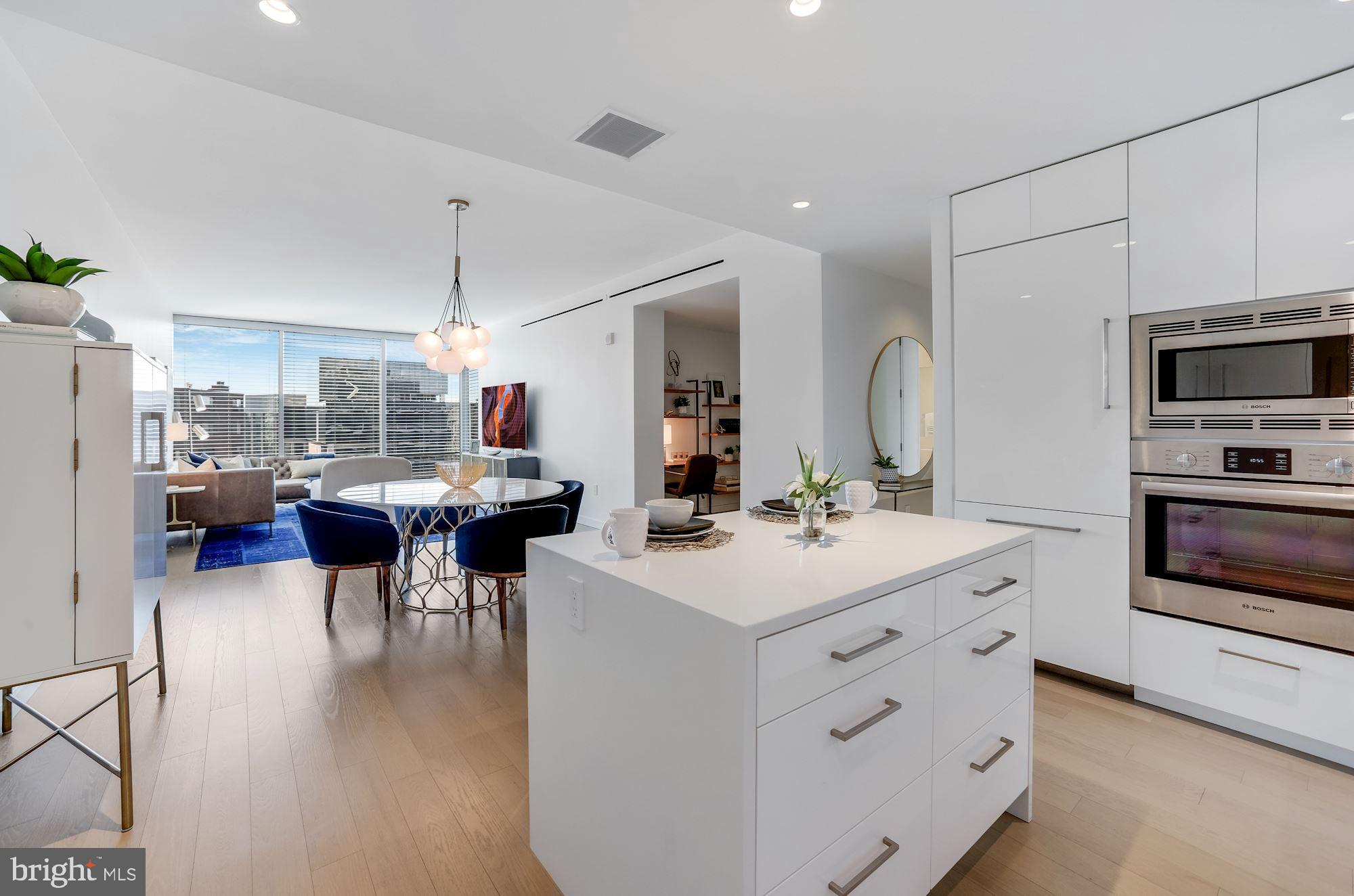 1111 24th Street Northwest, Unit 84 Washington, DC 20037 - Photo 4 of 17 5" white oak flooring throughout