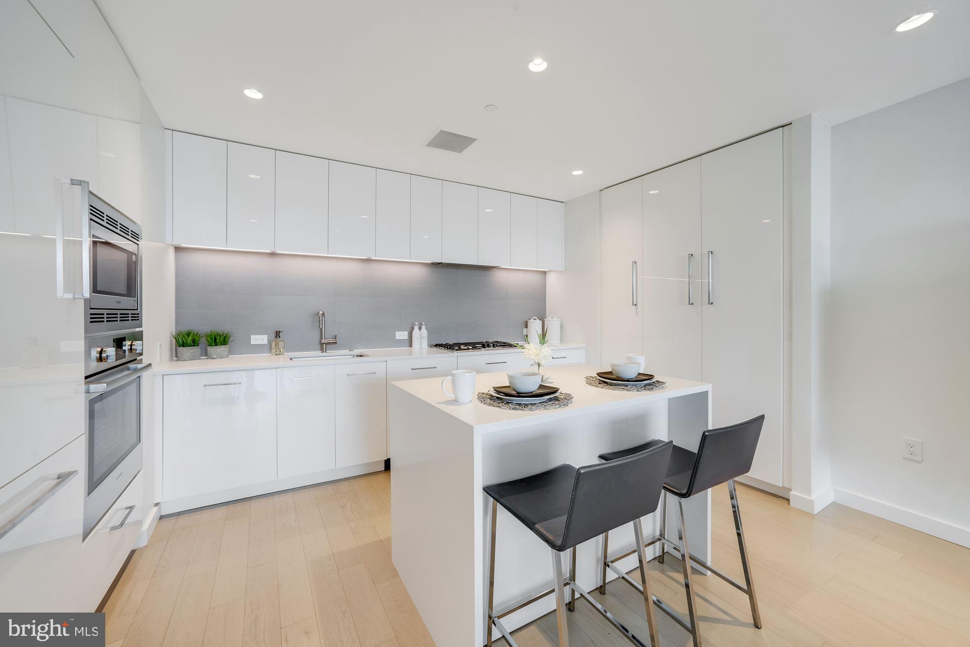 1111 24th Street Northwest, Unit 84 Washington, DC 20037 - Photo 7 of 17 Bosch and Thermador appliances