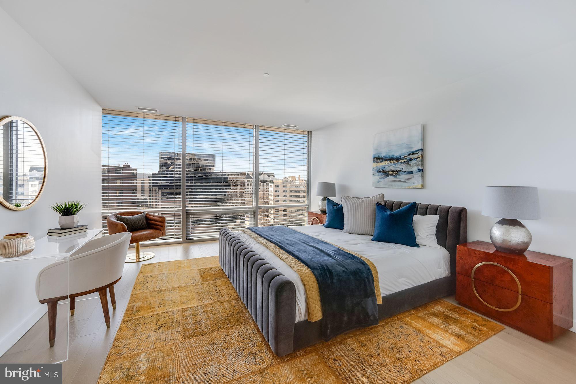 1111 24th Street Northwest, Unit 84 Washington, DC 20037 - Photo 9 of 17 Large primary bedroom
