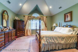 7 Shady Tree Lane Colts Neck, NJ 07722 - Photo 23 of 46 image