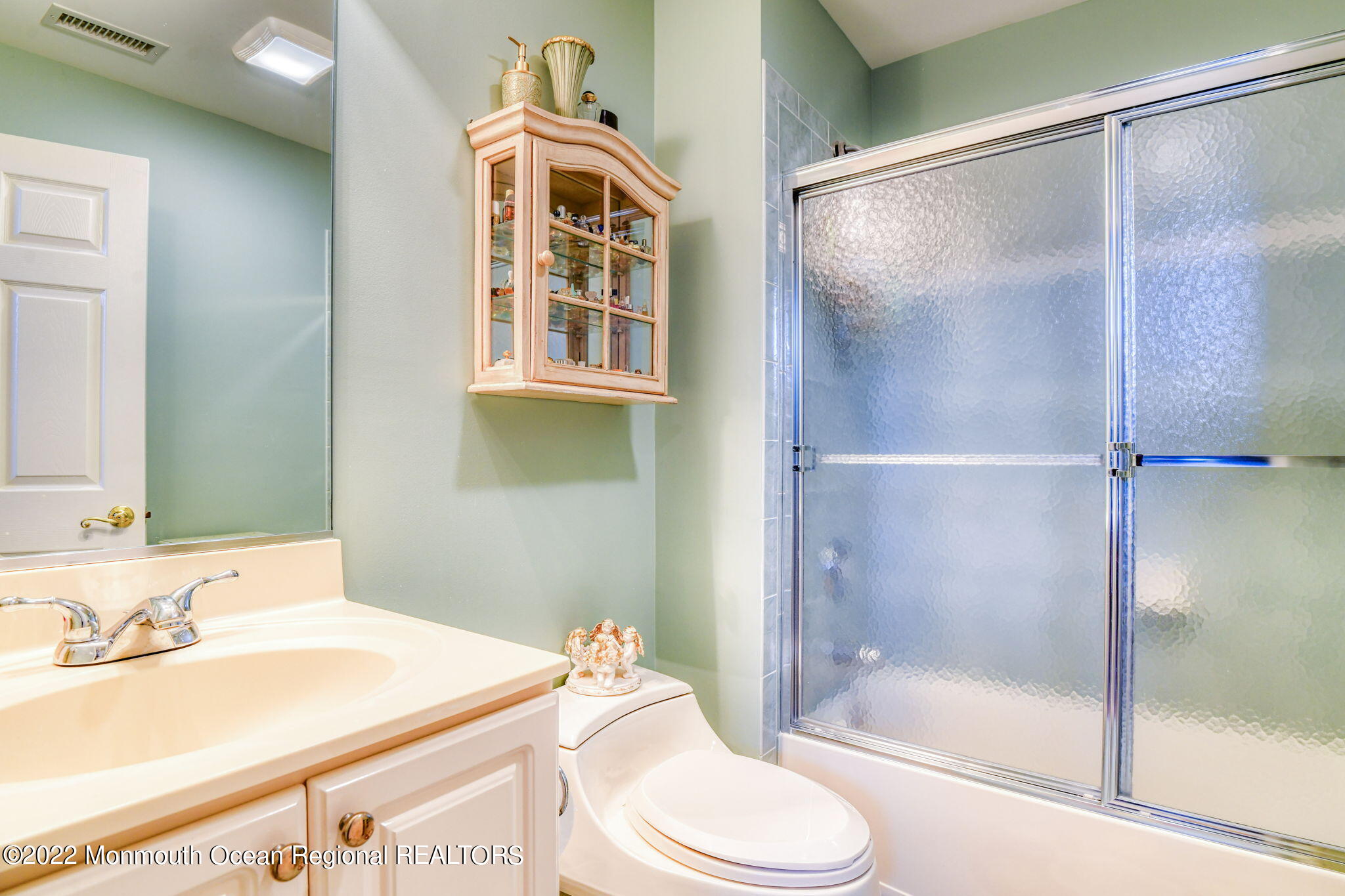 7 Shady Tree Lane Colts Neck, NJ 07722 - Photo 28 of 46 large-c6f036a4-3f16-44fe-b2f8-e33c0437b1