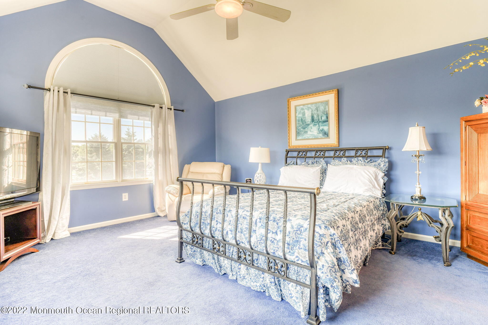 7 Shady Tree Lane Colts Neck, NJ 07722 - Photo 35 of 46 large-9d99cc7e-4f0c-4a18-8776-4d89dde87e