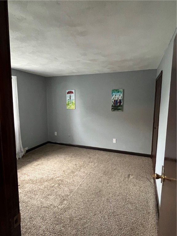 99 Raphael Avenue Providence, RI 02904 - Photo 16 of 21 Gallery Image 16