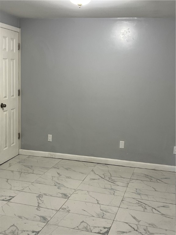 99 Raphael Avenue Providence, RI 02904 - Photo 6 of 21 Gallery Image 6